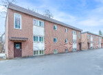 113 Dundas St E-14
