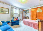 19 Benjamin St-24